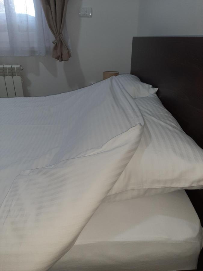 Apartman Viaggio Сремська Митровиця Екстер'єр фото