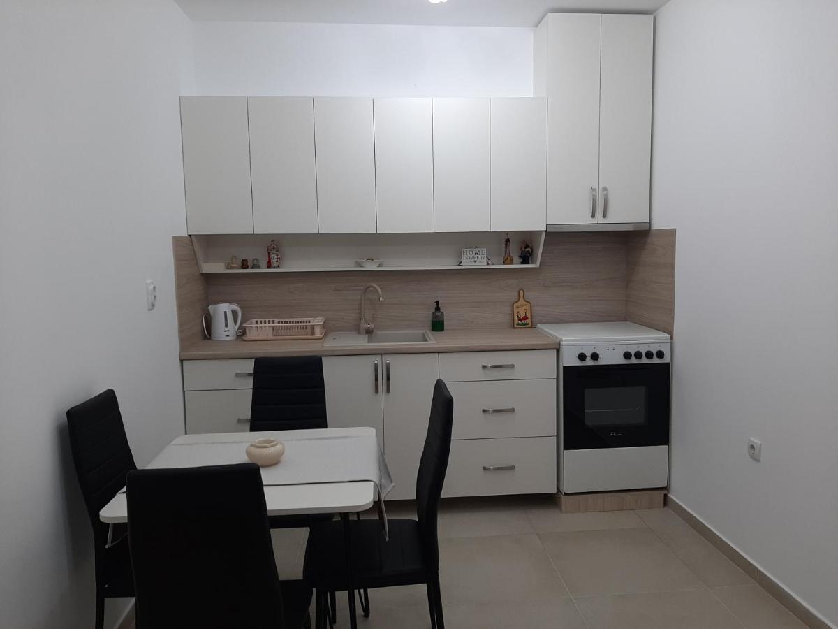 Apartman Viaggio Сремська Митровиця Екстер'єр фото